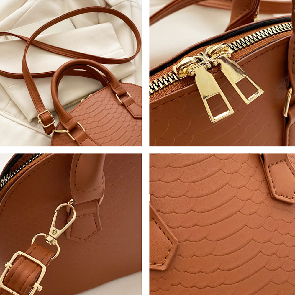 https://fulmo-img-server.com/slimshoulder/b3daa454-4d93-424c-8ea2-32aed0f41e49.jpg