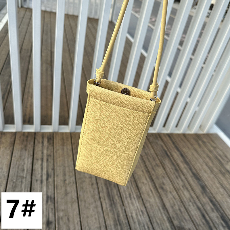 https://fulmo-img-server.com/slimshoulder/ba7d9326-6706-4c00-8ada-a0dc61be732d.jpg
