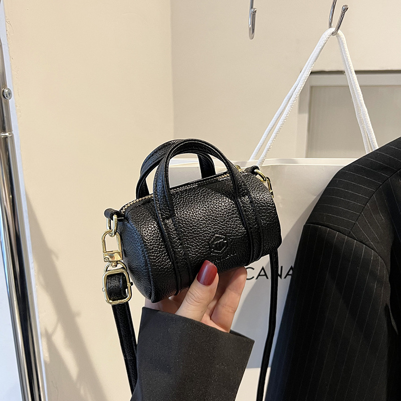 ミニ ショルダーバッグ レディース  合成皮革 全6色展開