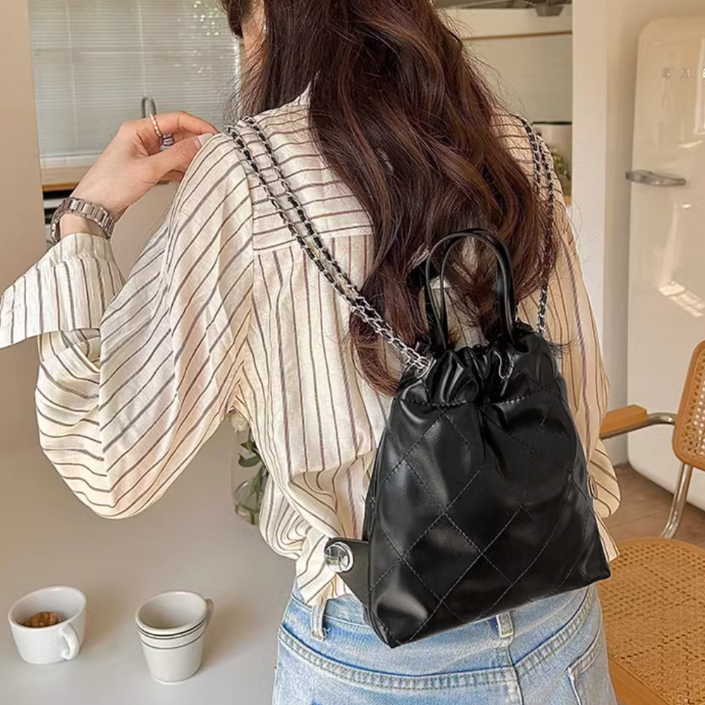 https://fulmo-img-server.com/slimshoulder/c5a8f726-9e62-4432-a820-824c53d3e211.jpg