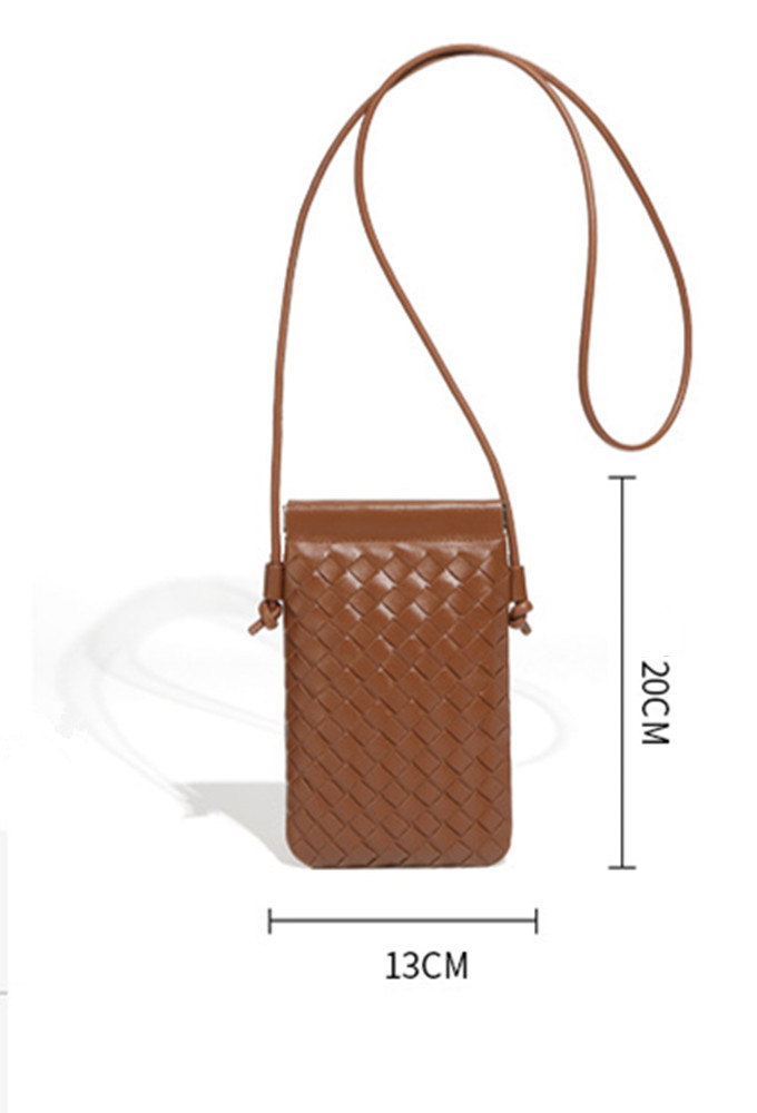 https://fulmo-img-server.com/slimshoulder/ca70315c-8fb6-400c-9fb2-33966aeda5c1.jpg