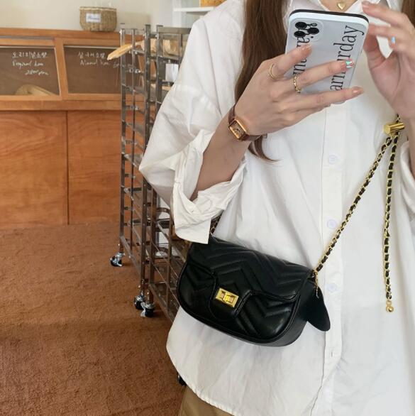 https://fulmo-img-server.com/slimshoulder/d28fa083-acf3-4b62-86ef-3c4c07143454.jpg