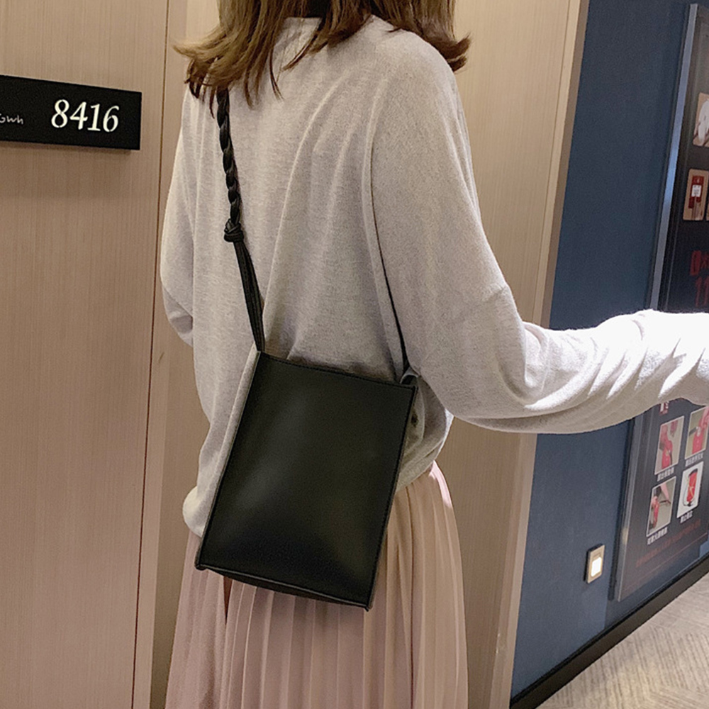 https://fulmo-img-server.com/slimshoulder/d40ef87c-b3cd-4f5d-87c0-62f2eff91a92.jpg