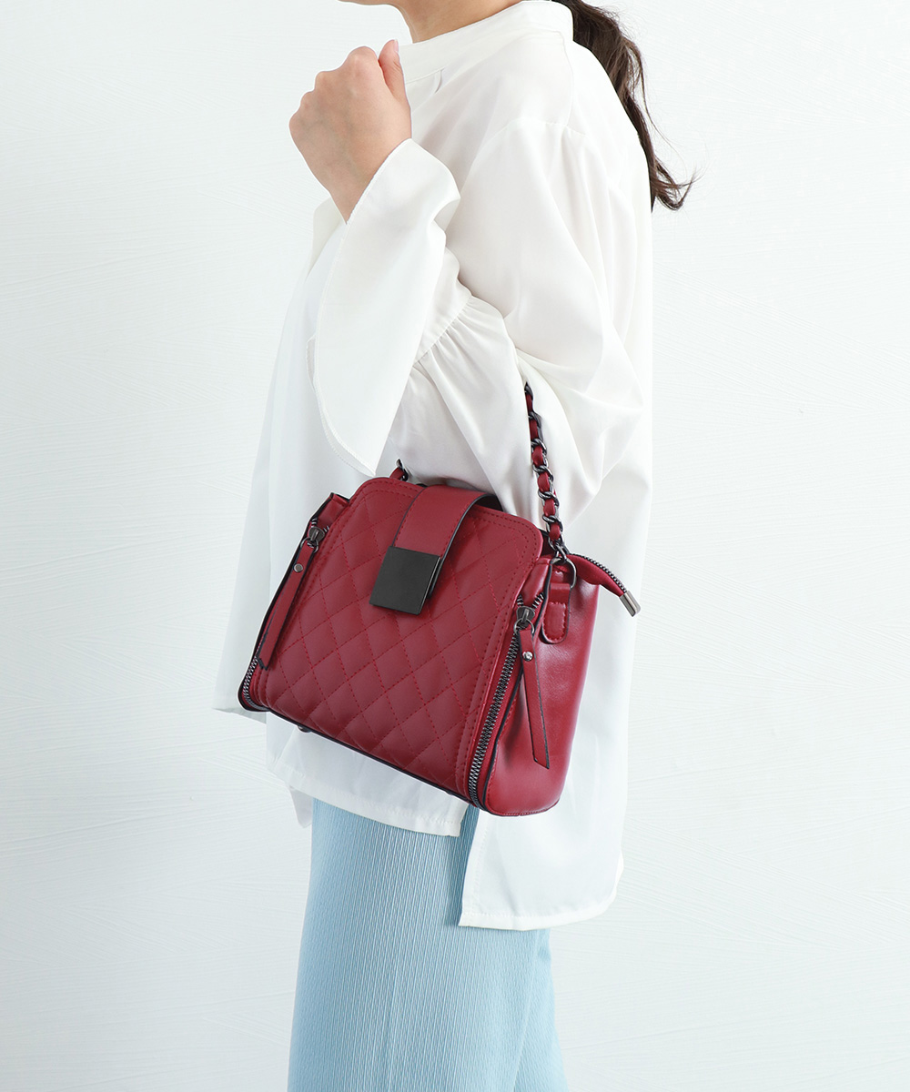 https://fulmo-img-server.com/slimshoulder/e155fa0d-0f61-426b-b859-f54b30b75ed2.jpg