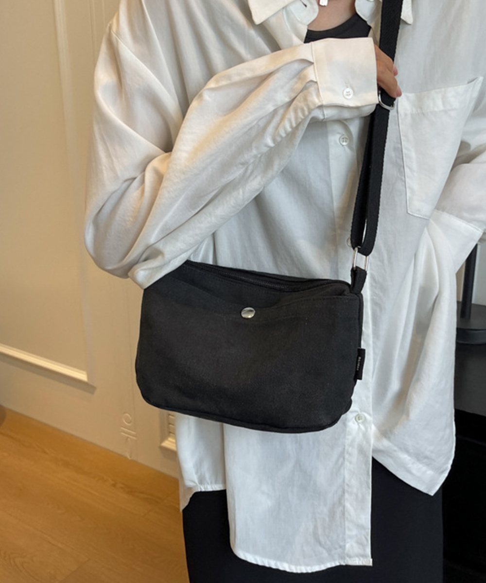 https://fulmo-img-server.com/slimshoulder/e588d6a6-a1d2-406c-8b70-9b48ec4eb812.jpg