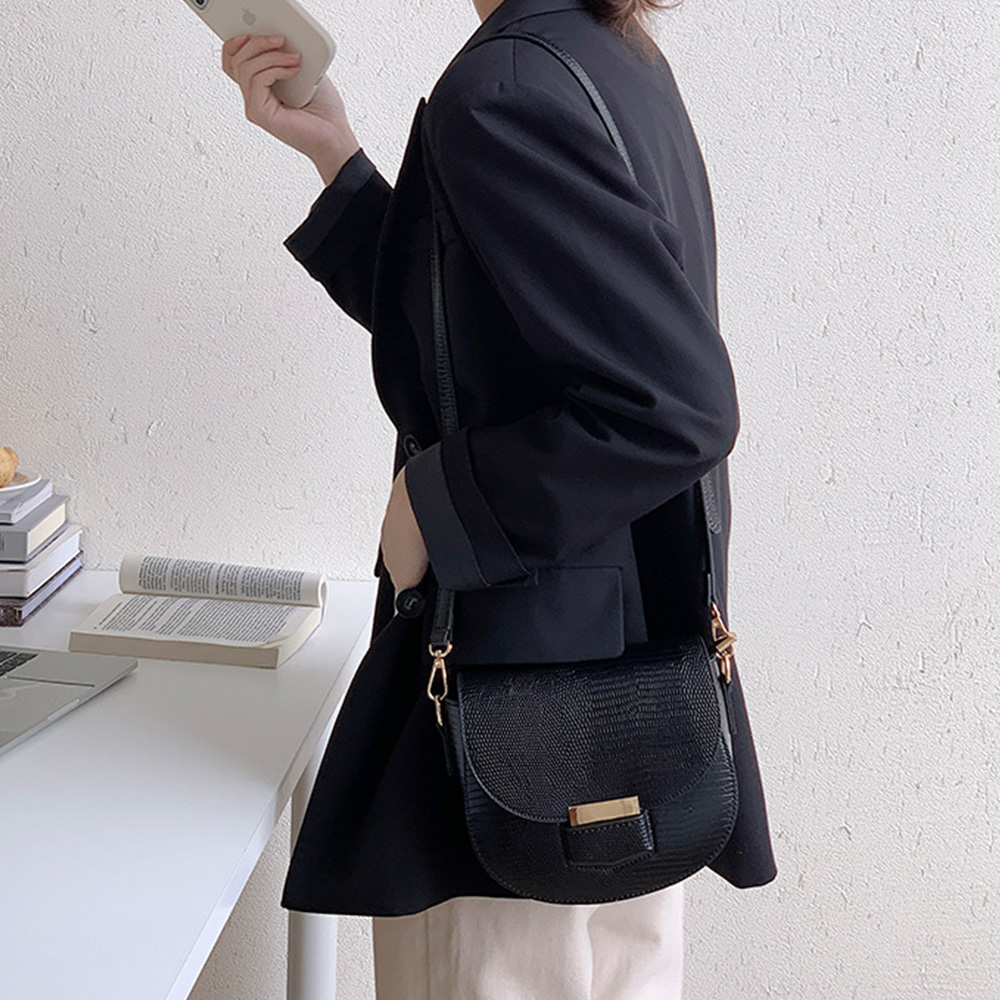 https://fulmo-img-server.com/slimshoulder/eb86c301-00ea-4f88-a0cd-0e7315ab0296.jpg