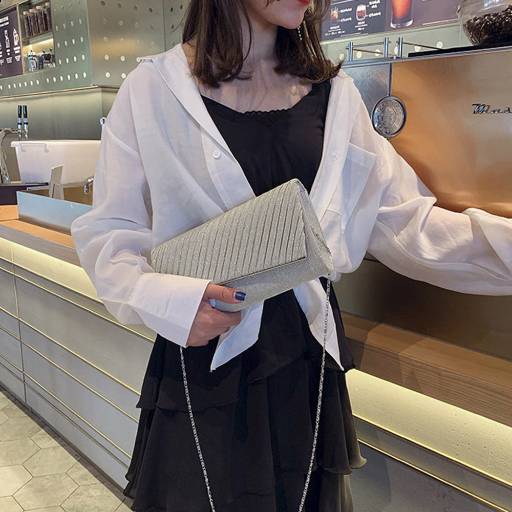 https://fulmo-img-server.com/slimshoulder/ec87eb75-f286-4a54-9f09-1cae9c4a0da5.jpg