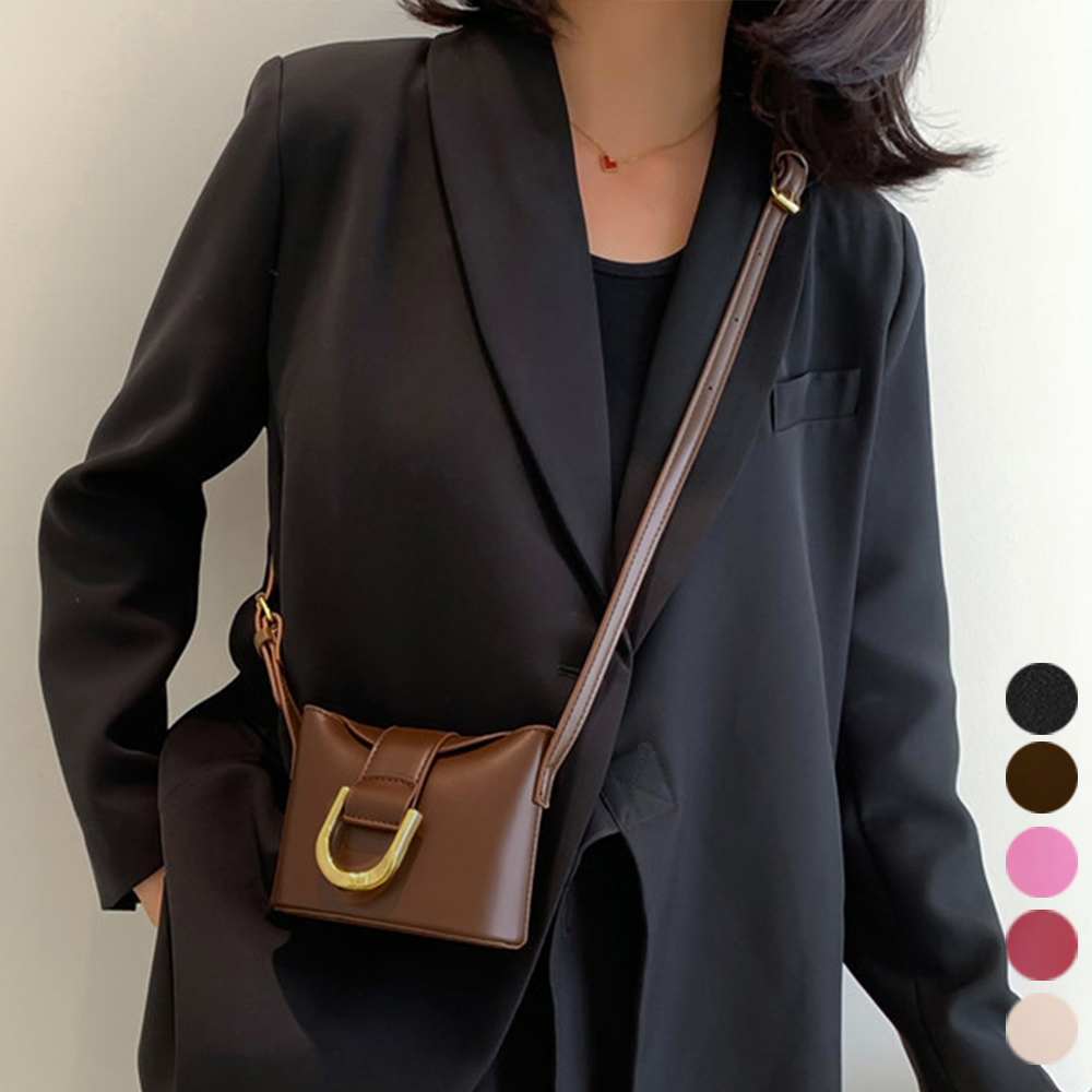 https://fulmo-img-server.com/slimshoulder/f7d3d555-656e-460a-920f-ea533b765eea.jpg
