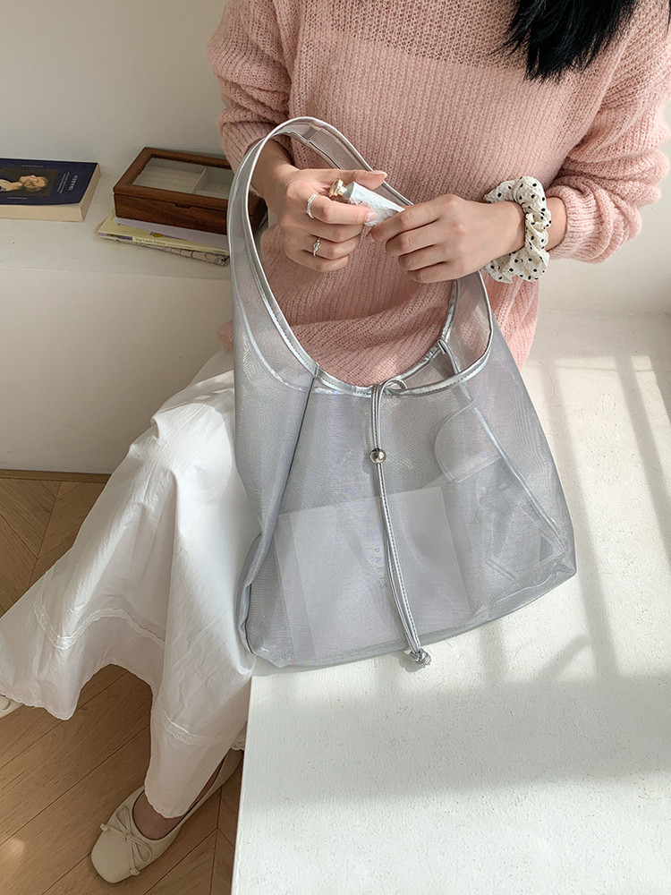 https://fulmo-img-server.com/slimshoulder/fc11d44f-475a-4e75-88e4-31f76077dadc.jpg