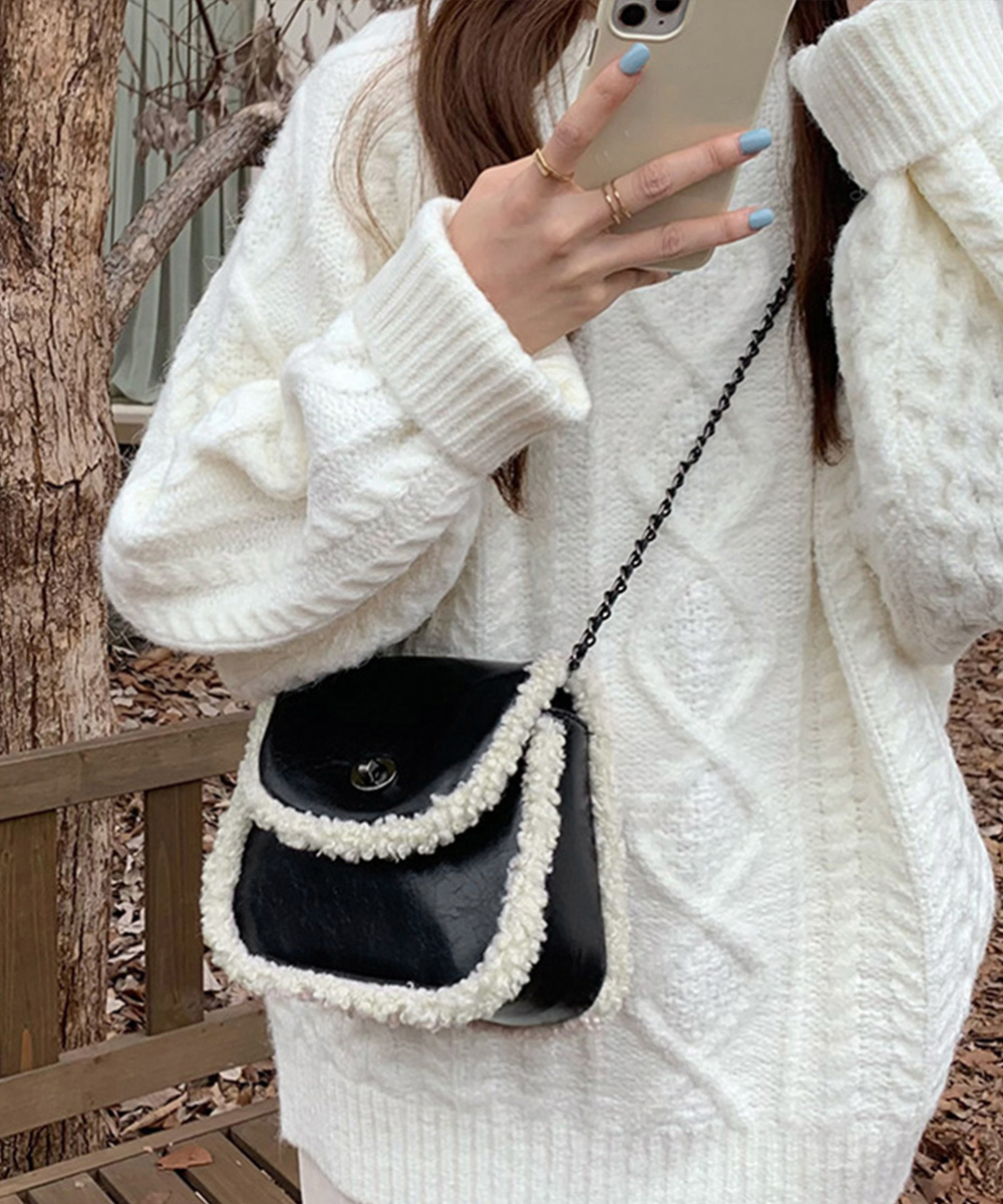 https://fulmo-img-server.com/slimshoulder/fd48a067-b5d1-47ea-9485-4ff1d4a7c1e8.jpg