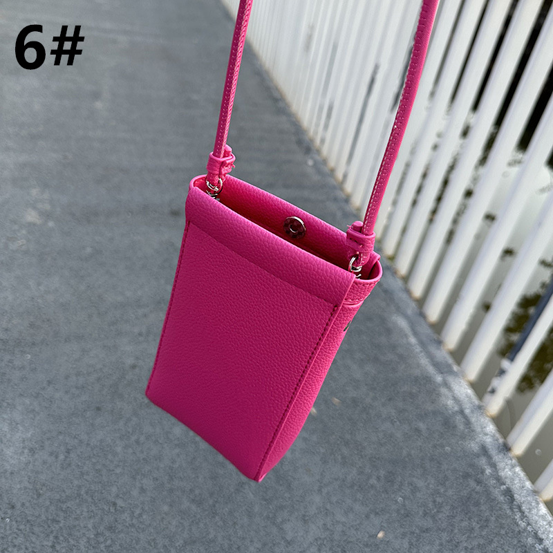 https://fulmo-img-server.com/slimshoulder/fe0d3388-160f-4357-8ad8-546bd27a8e59.jpg