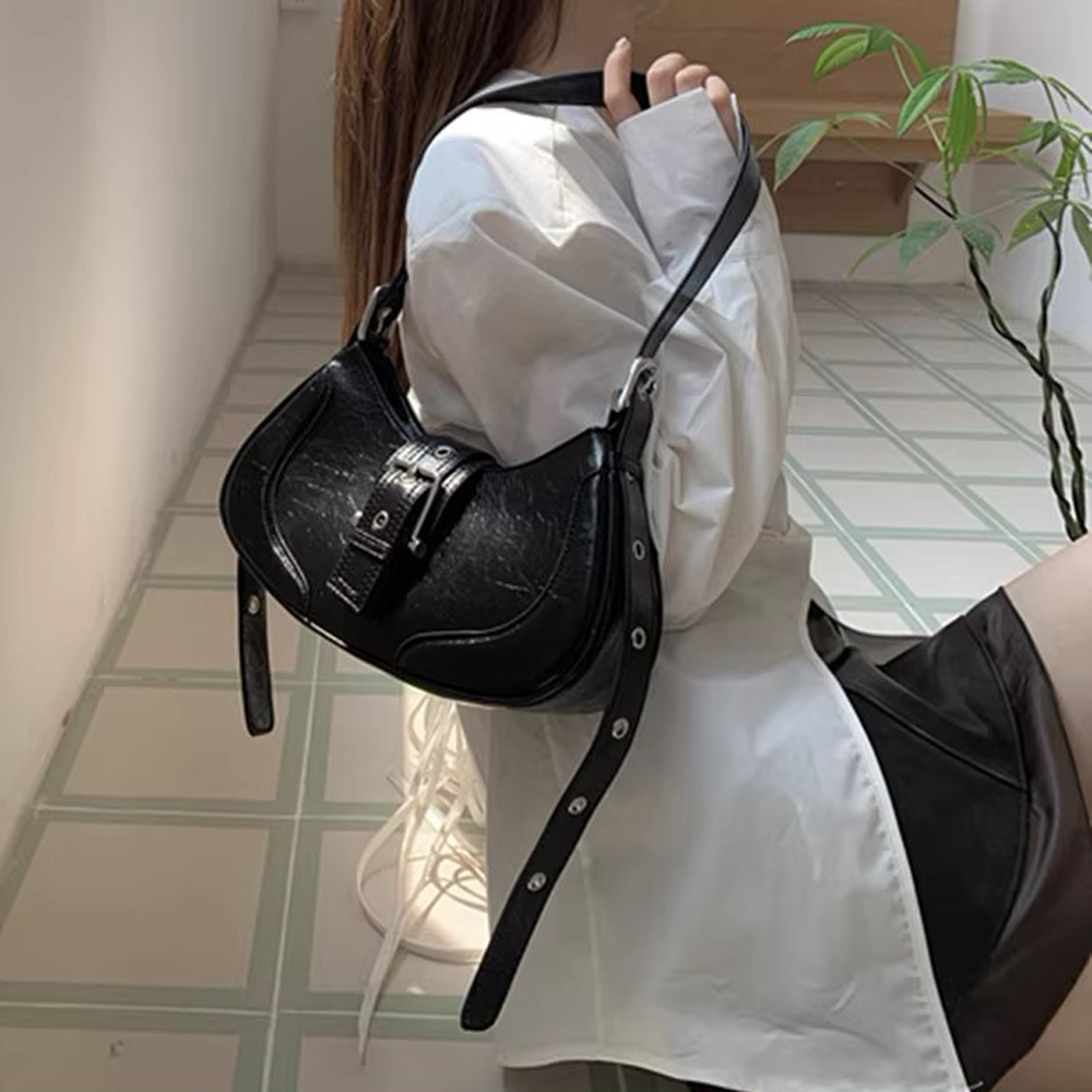 https://fulmo-img-server.com/slimshoulder/ff7f45ee-5b13-4bac-b324-b2bb2380b110.jpg