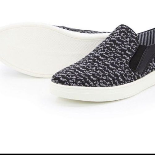 メンズ スリッポン 編み込み風テキスタイル軽量スニーカー