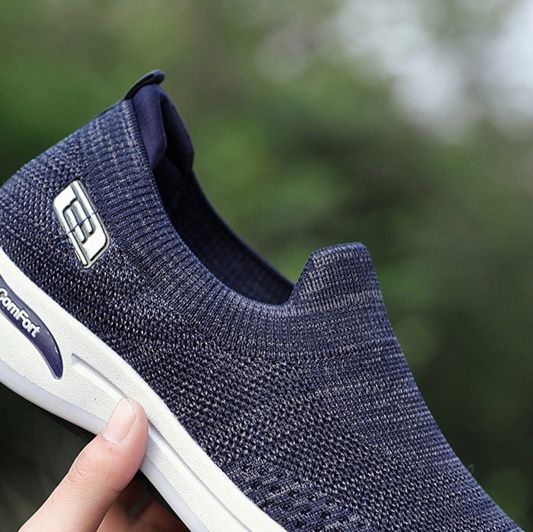 メンズ スリッポン 軽量ニット素材の履き心地抜群スリッポン