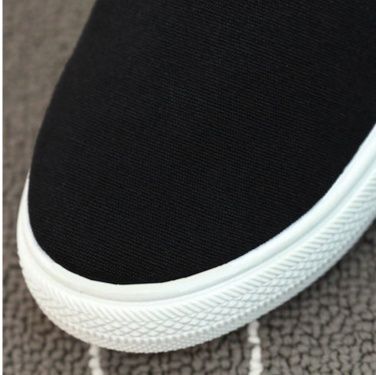 メンズ スリッポン キャンバスロゴ入りカジュアルシューズ