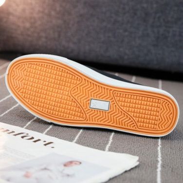 メンズ スリッポン キャンバスロゴ入りカジュアルシューズ