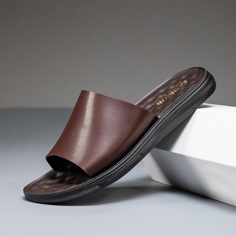 メンズ スリッポン 立体凹凸底仕様の快適レザーサンダル