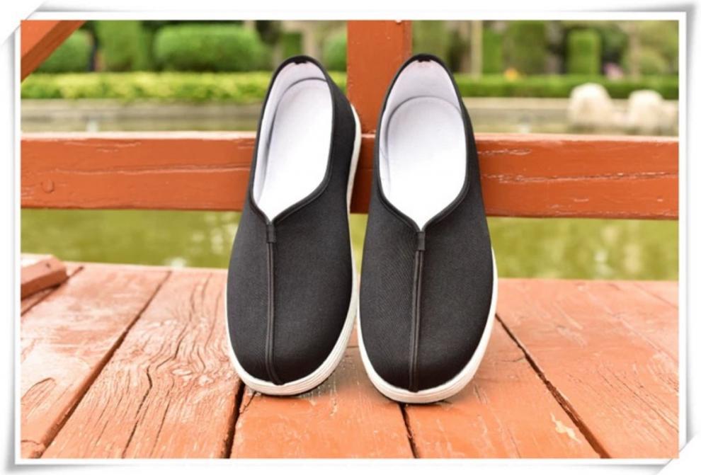 メンズ スリッポンキャンバス シンプルデザイン軽量カジュアルシューズ