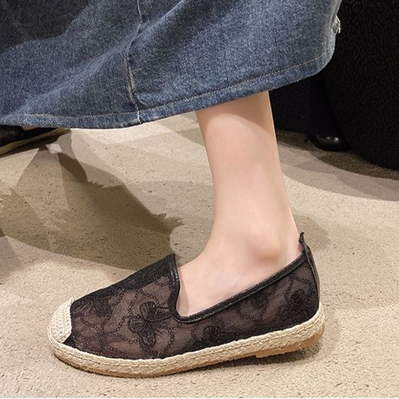 スリッポン 透かし蝶々刺繍メッシュスリッポン