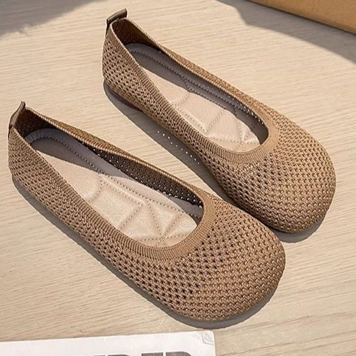 スリッポン 透かし編みニット素材の軽量フラットスリッポン