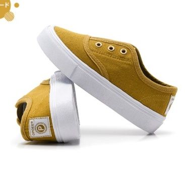 キッズ用軽量スリッポン靴 紐なし子供靴