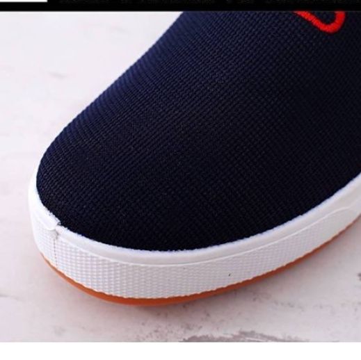 スリッポン シンプルロゴ刺繍キャンバススリッポン