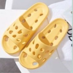 スリッポンメンズ 通気孔デザイン軽量浴室用