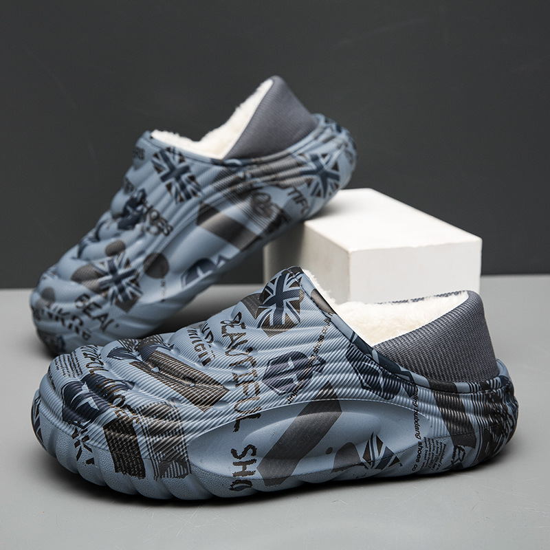 立体模様デザイン裏ボア付き軽量スリッポン