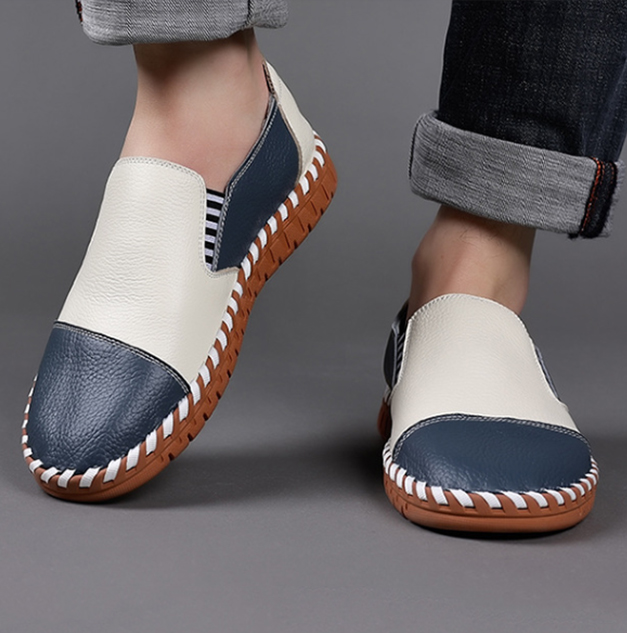 メンズ本革軽量スリッポン靴カジュアルローファー