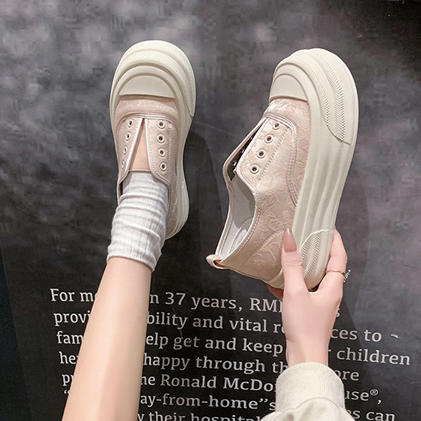 レディース紐なし軽量美脚厚底スリッポン