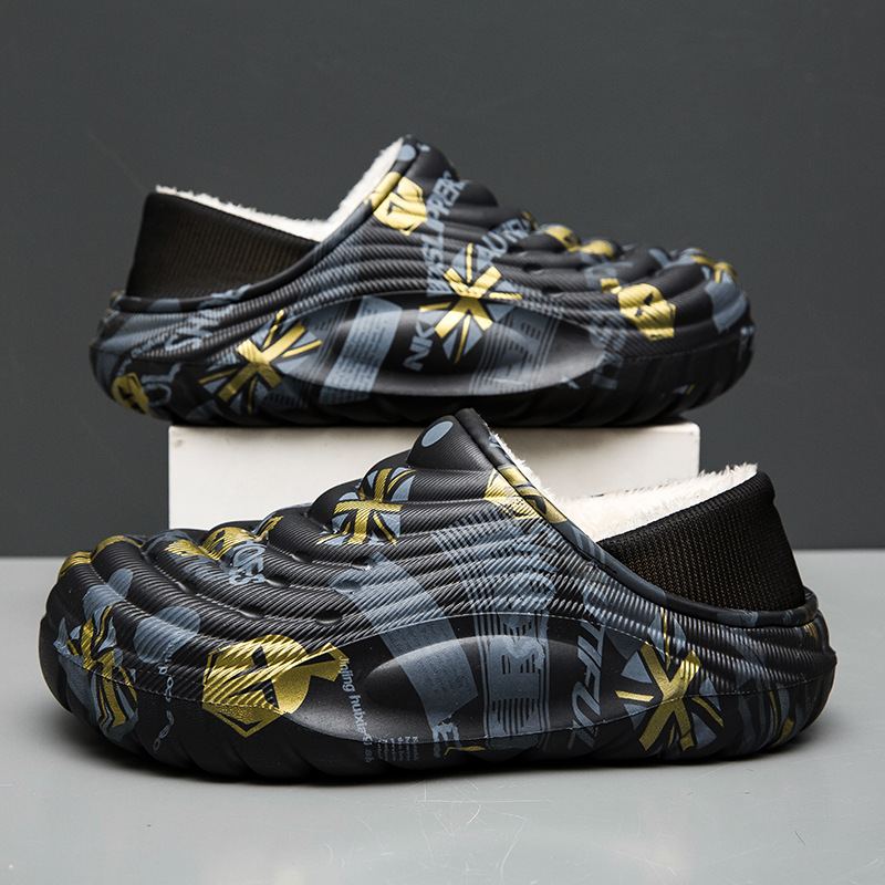 立体模様デザイン裏ボア付き軽量スリッポン