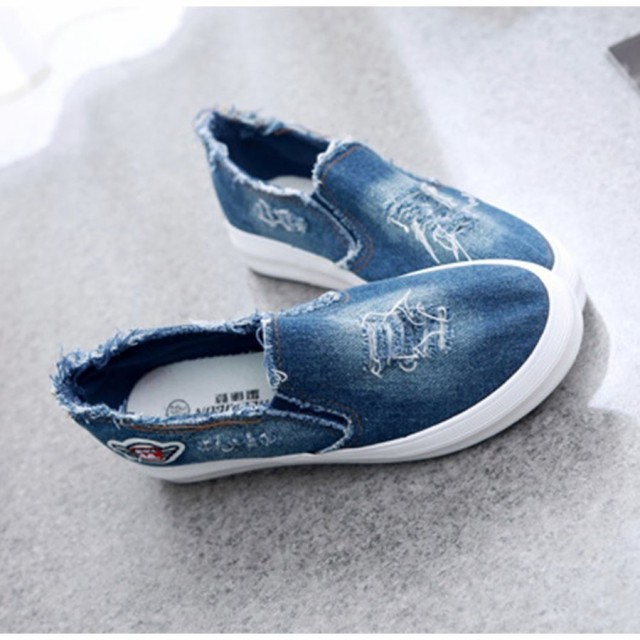 レディース デニム調 歩きやすいスリッポン靴