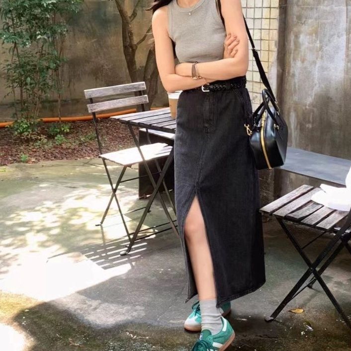 スリットスカート スリットが魅せる美シルエットナロースカート