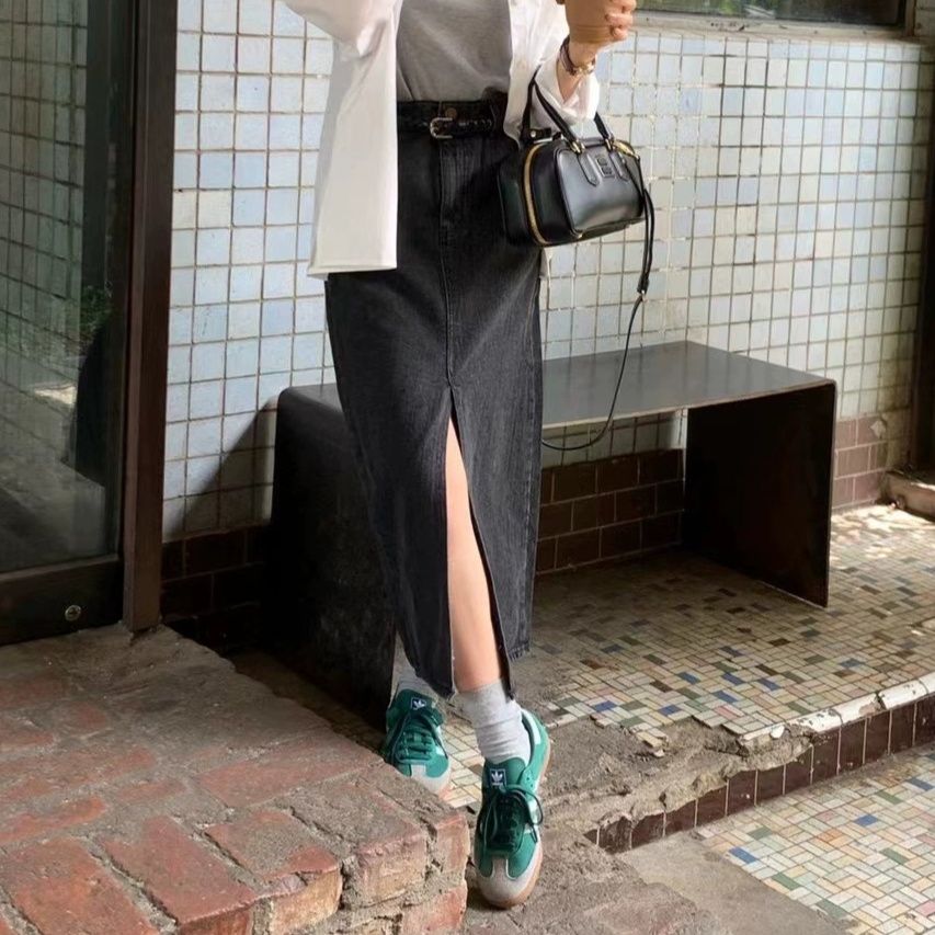 スリットスカート スリットが魅せる美シルエットナロースカート