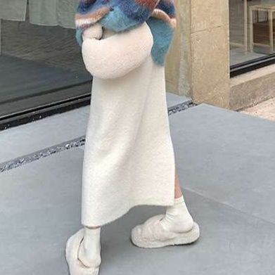 たっぷりロング丈タイトスリットスカート