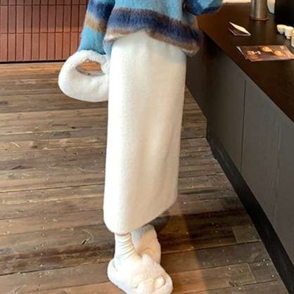 たっぷりロング丈タイトスリットスカート