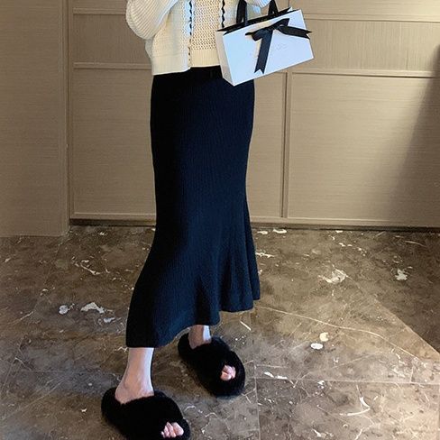 リブ編みマーメイドスリットスカート