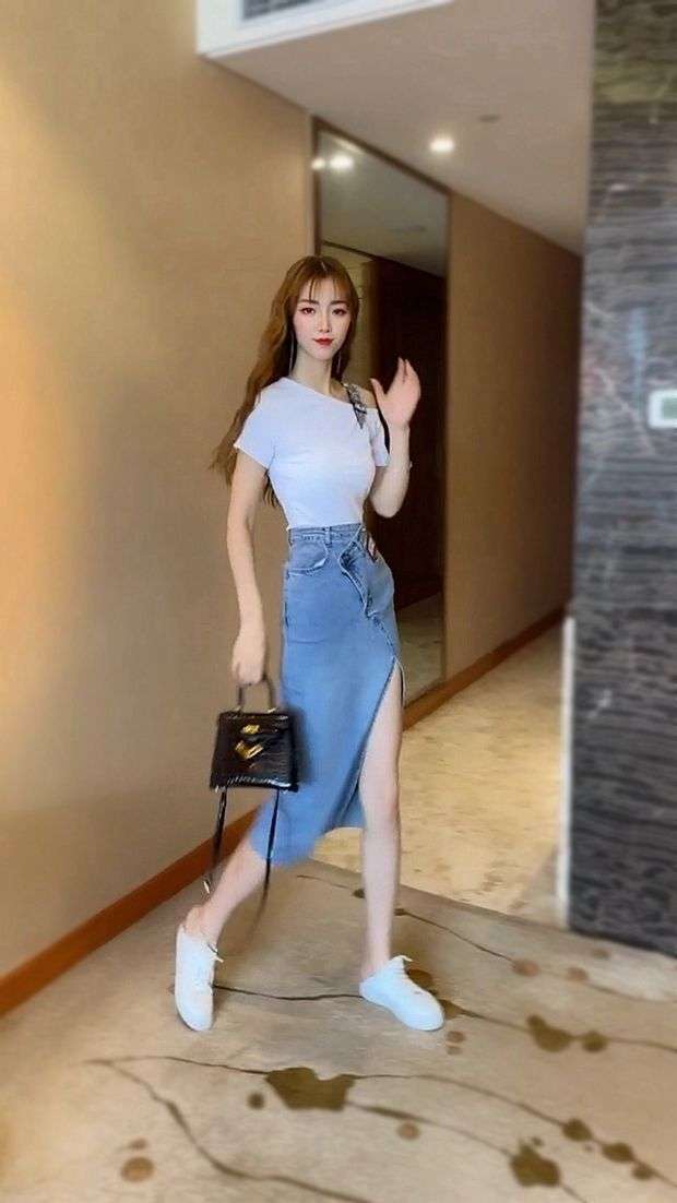 https://fulmo-img-server.com/slitu/643b16c566bd4626858c567a75ef5c75.jepg