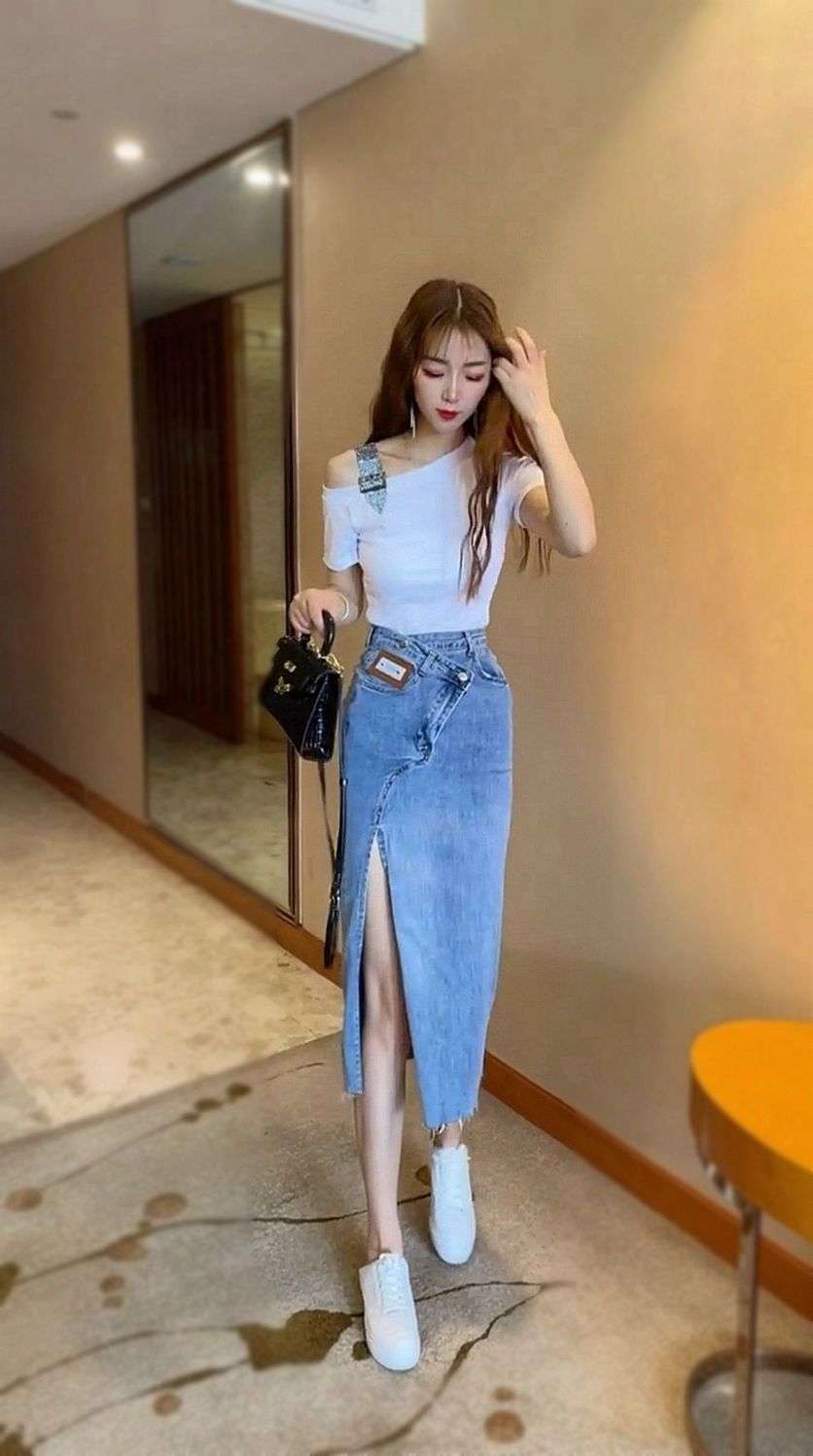 https://fulmo-img-server.com/slitu/920f2fb36fc1425ebeb8f6120cdae1ae.jepg