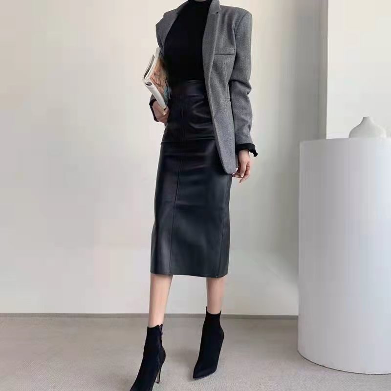 スリットスカート 洗練された後ろスリットペンシルスカート