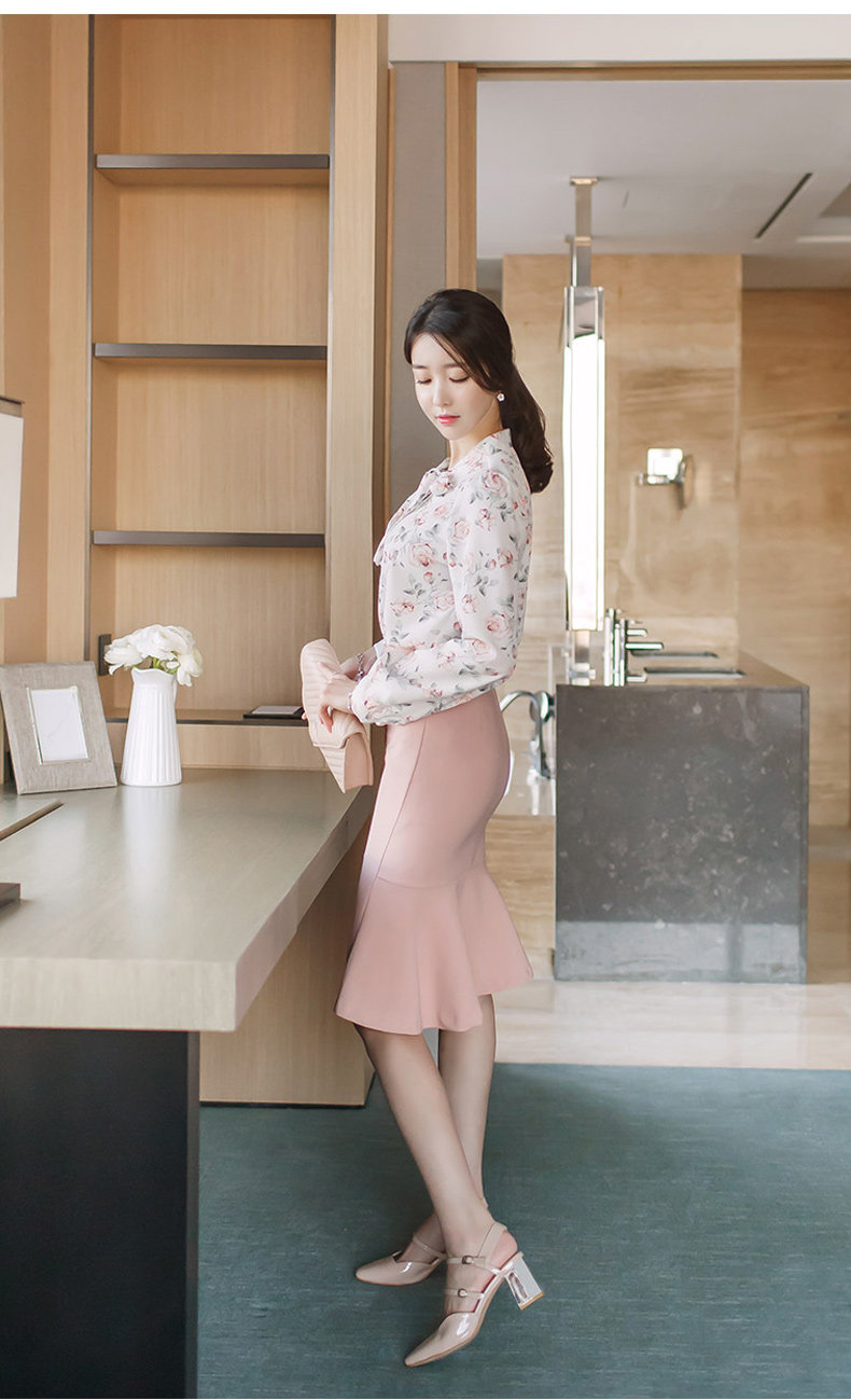 裾フレア切替タイトスリットスカート