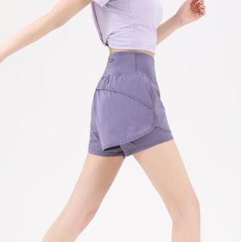 スパッツ 動きやすさ極まるヨガショートパンツ