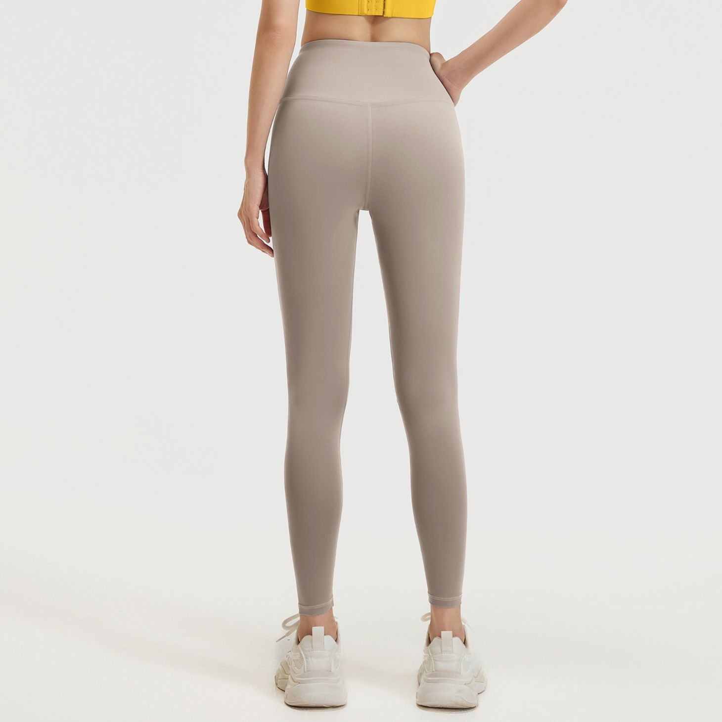 スパッツ ハイウエスト美脚ヨガスパッツ縫い目なし一体裁断