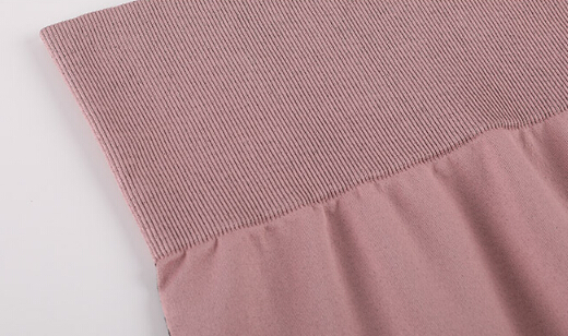 夏用ヨガスパッツ通気性抜群スポーツレギンス