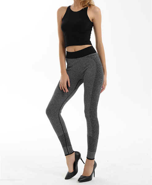 人気ヨガ九分丈運動スパッツ