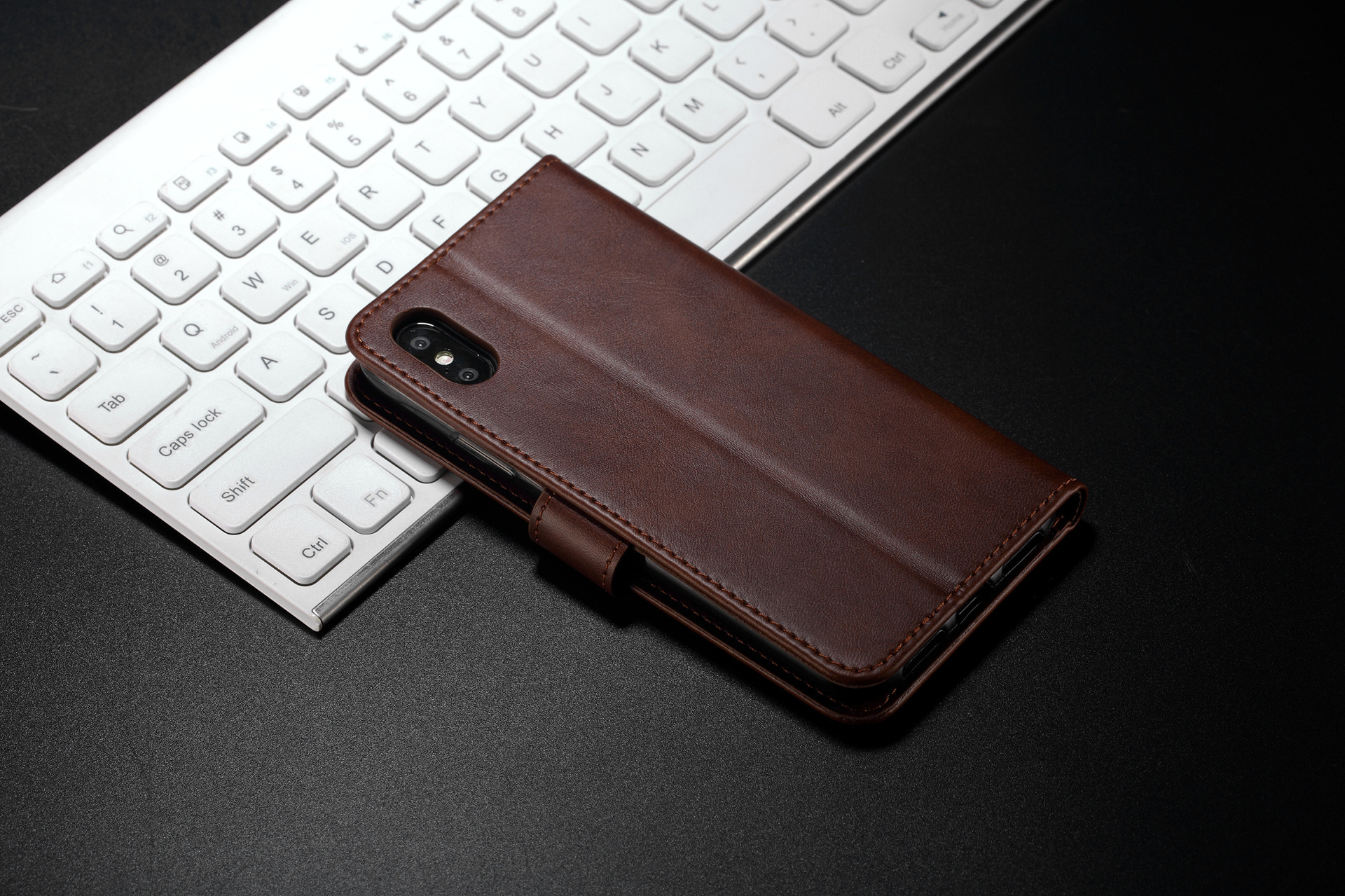 手帳型スマホケース 高級感あふれる本革調手帳型ケース
