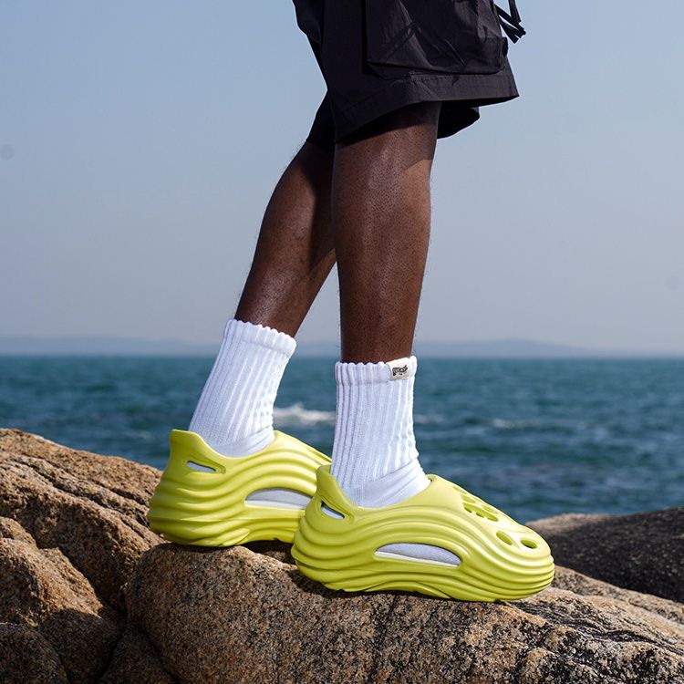 波紋フロー 未来型スポーツサンダル