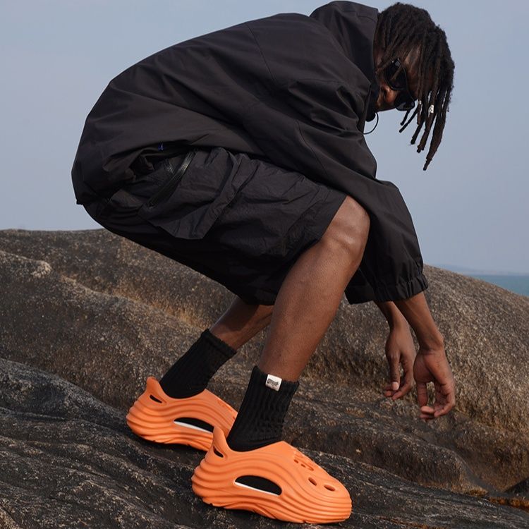 波紋フロー 未来型スポーツサンダル