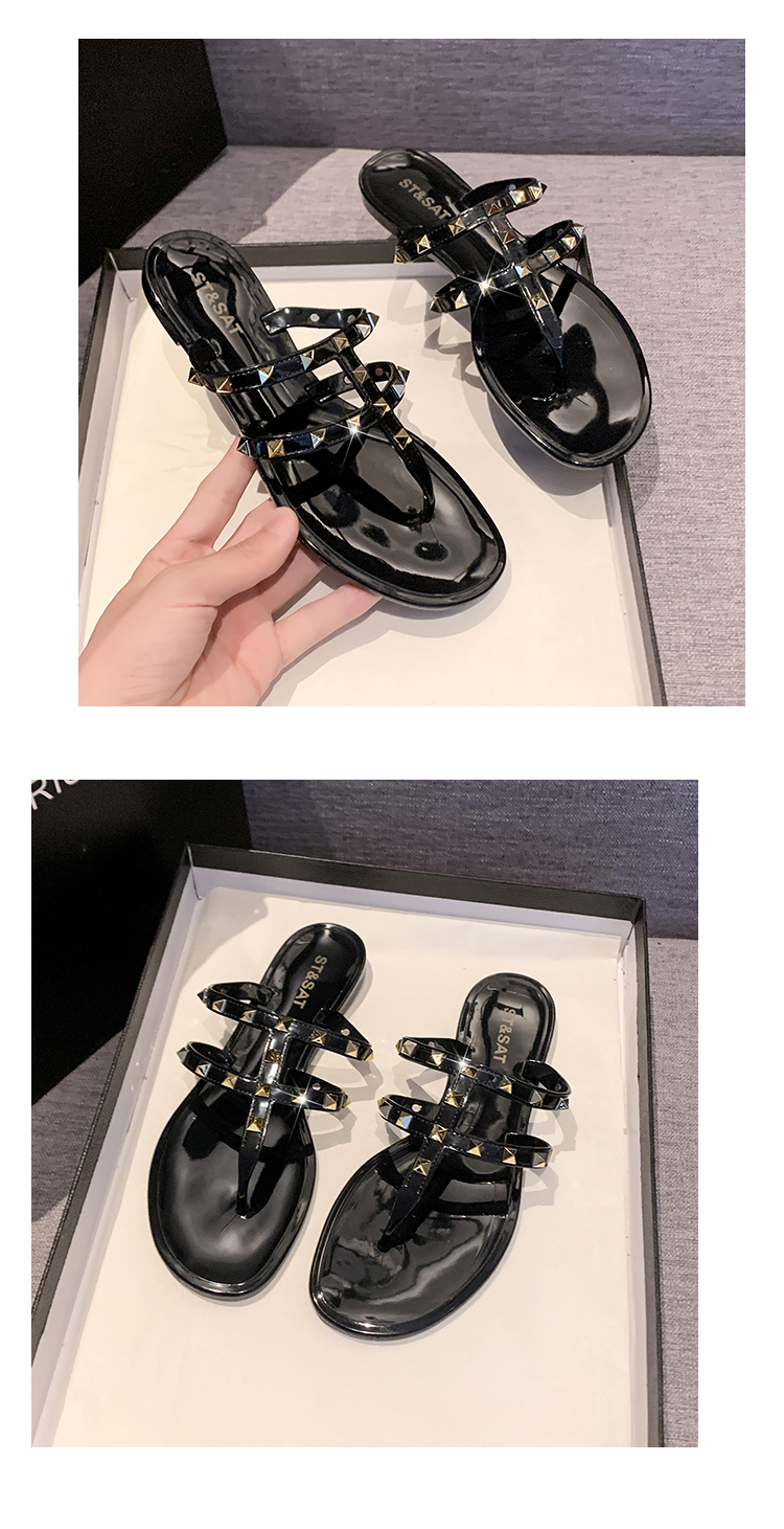 サンダルスポーツ メタルスタッズ付きフラットサンダル