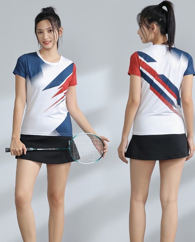 スポーツTシャツ バトミントン 躍動感あふれるバドミントンセット